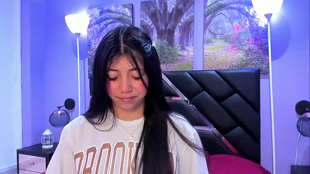 KimberlyVillaLobos online show from January 13, 11:37 am