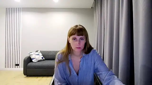 Daniella Lorente online show from December 9, 4:23 am