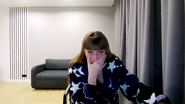 Daniella Lorente online show from January 9, 5:02 am