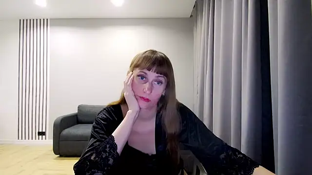 Daniella Lorente online show from January 10, 5:05 am