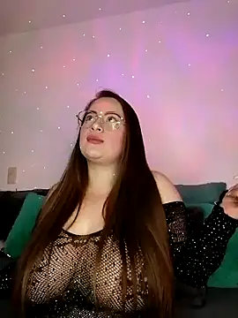 soofy   online show from October 15, 2:55 am