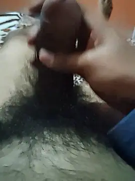 Snapshot of ElWeUltimO chatting on February 3, 6:40 am ElWeUltimO online show from February 3, 6:40 am