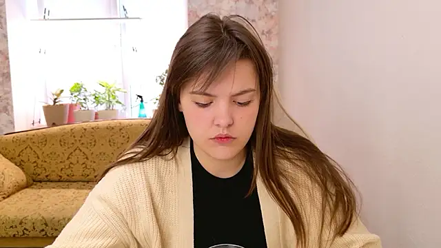 Snapshot of showmeparadise chatting on March 23, 9:46 am showmeparadise online show from March 23, 9:46 am