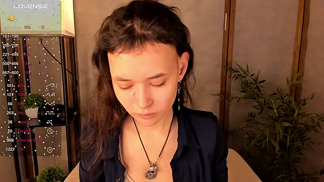 Emily Strikeee online show from October 25, 3:47 am