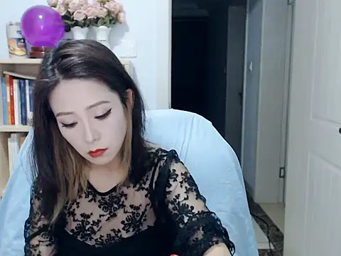 SuSushi728 online show from June 25, 4:11 pm