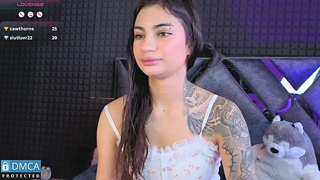 SolBeaumont1 online show from November 15, 7:10 pm