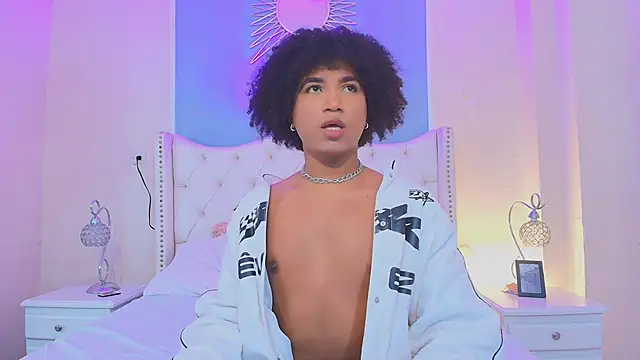 Ambar Collingg online show from October 21, 3:51 am