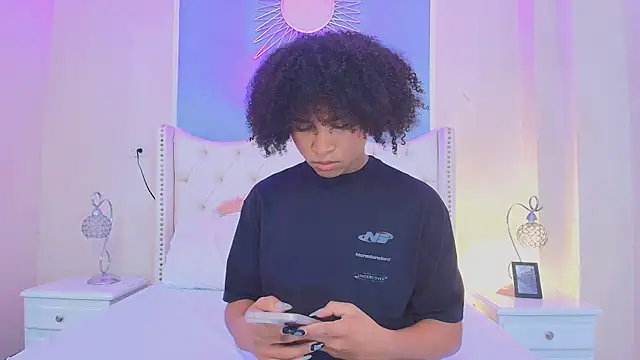 Ambar Collingg online show from October 22, 1:44 pm