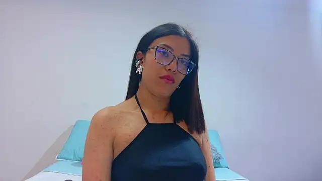  lucysmith online show from October 2, 4:52 am