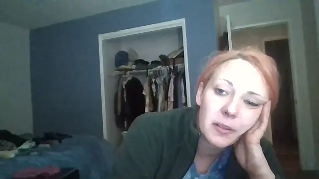 rosequartz online show from February 8, 6:17 am