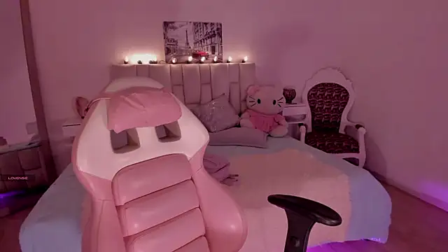 Snapshot of yenny_garcia chatting on March 5, 6:15 pm yenny garcia online show from March 5, 6:15 pm