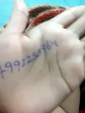 Snapshot of riteshika chatting on January 15, 8:05 pm riteshika online show from January 15, 8:05 pm