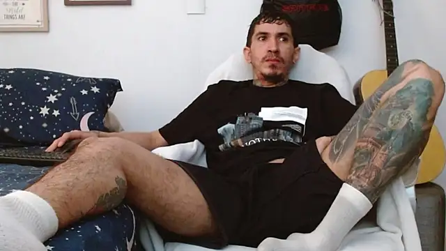 Snapshot of IaDoherty chatting on October 7, 7:44 pm IaDoherty online show from October 7, 7:44 pm