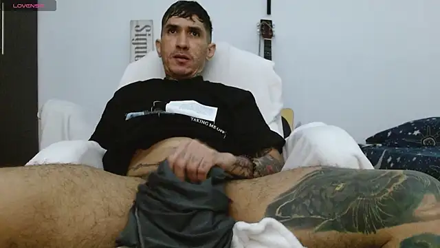 Snapshot of IaDoherty chatting on November 21, 8:02 am IaDoherty online show from November 21, 8:02 am