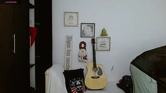 Snapshot of IaDoherty chatting on December 21, 10:00 am IaDoherty online show from December 21, 10:00 am