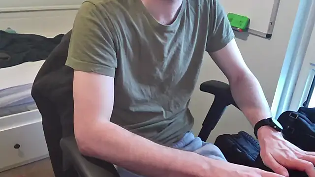 an4y8ot online show from March 24, 6:02 pm