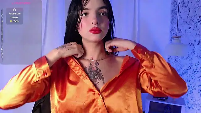 Layla crazybaby  online show from January 21, 8:54 pm