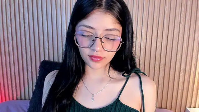 Snapshot of lana_dol chatting on September 29, 12:10 pm lana dol online show from September 29, 12:10 pm