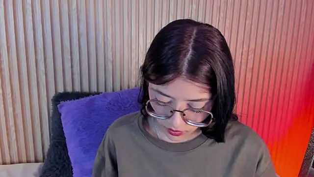 Snapshot of lana_dol chatting on October 17, 12:41 pm lana dol online show from October 17, 12:41 pm