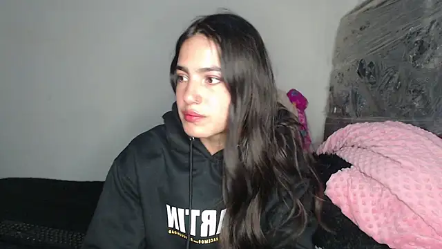 skinny sweet2411 online show from January 17, 4:39 am