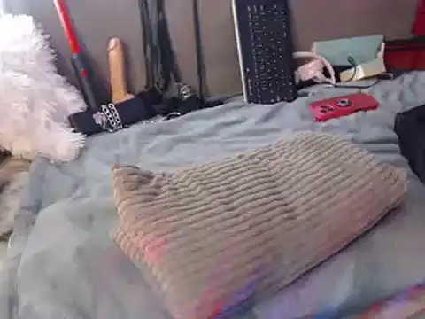 Snapshot of GoddessMonicaNylon chatting on June 17, 12:46 am GoddessMonicaNylon online show from June 17, 12:46 am