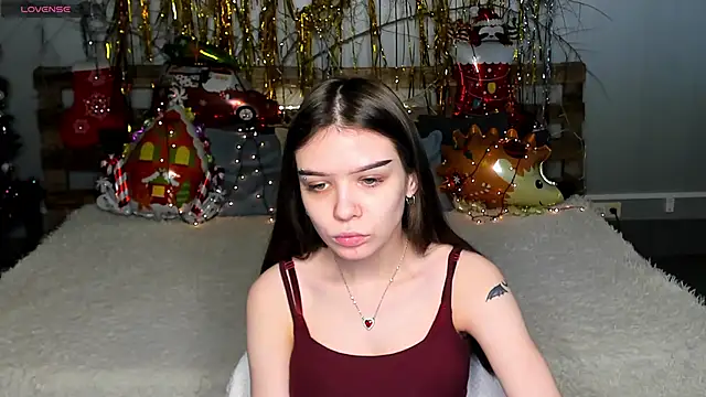 Snapshot of SweetyDeviliya chatting on January 5, 9:05 am SweetyDeviliya online show from January 5, 9:05 am