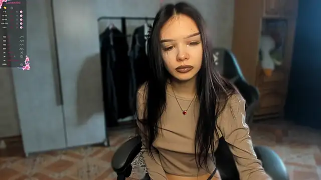 SweetyDeviliya online show from March 18, 6:38 am