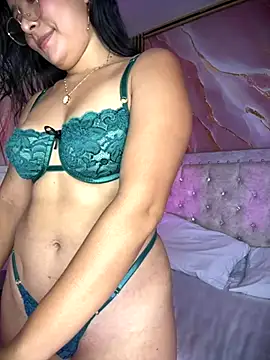 Snapshot of Rousse_blue chatting on September 23, 3:53 am Rousse blue online show from September 23, 3:53 am