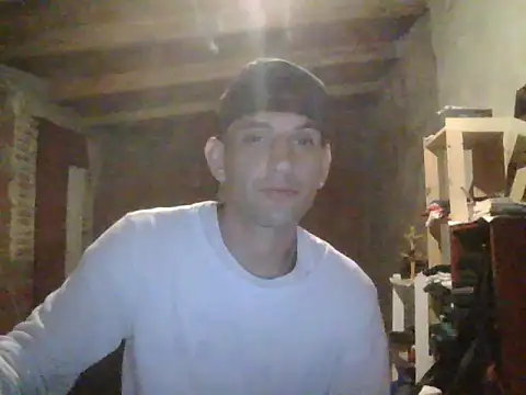 Snapshot of elsaiya chatting on February 15, 3:42 am elsaiya online show from February 15, 3:42 am