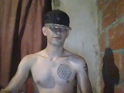 Snapshot of elsaiya chatting on February 16, 3:58 am elsaiya online show from February 16, 3:58 am