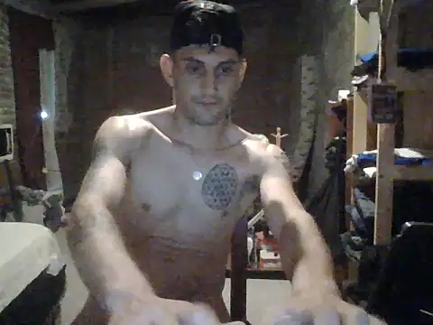 Snapshot of elsaiya chatting on March 22, 3:20 am elsaiya online show from March 22, 3:20 am