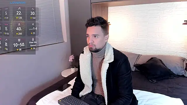 Edward max online show from December 31, 3:34 am