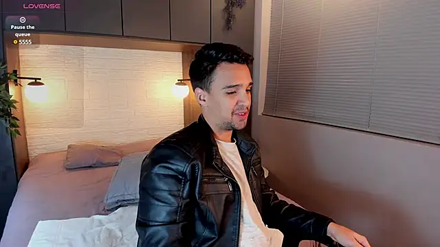 Edward max online show from January 13, 4:18 am