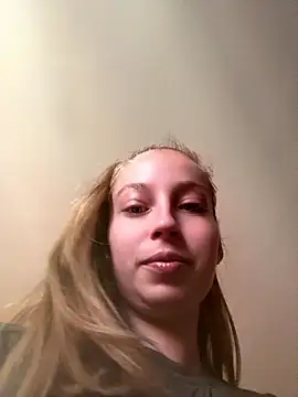 Snapshot of Hr_Frk_Olsen chatting on July 9, 9:57 am Hr Frk Olsen online show from July 9, 9:57 am