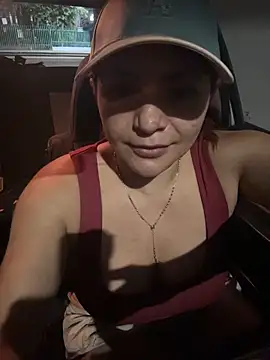 Snapshot of diosagriega_1 chatting on October 29, 5:31 am diosagriega 1 online show from October 29, 5:31 am