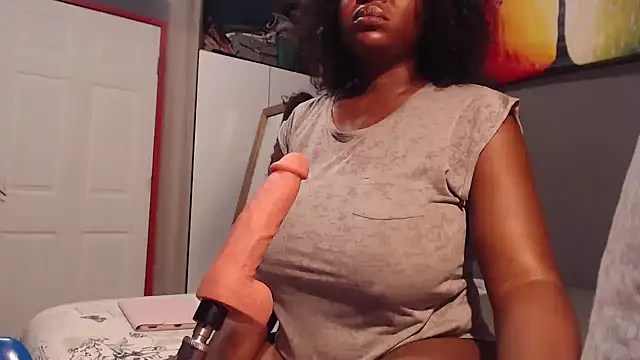 EbonyRose9 online show from September 17, 8:05 am