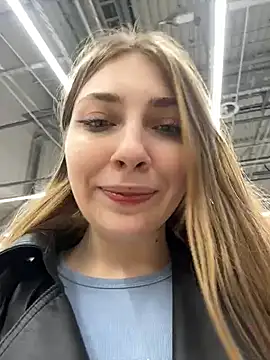 Sunny   Bunny online show from January 5, 5:27 pm