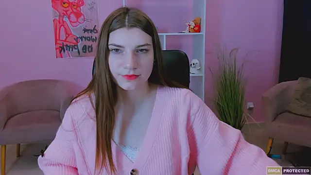 Snapshot of pure_radiance1 chatting on December 31, 7:42 am pure radiance1 online show from December 31, 7:42 am