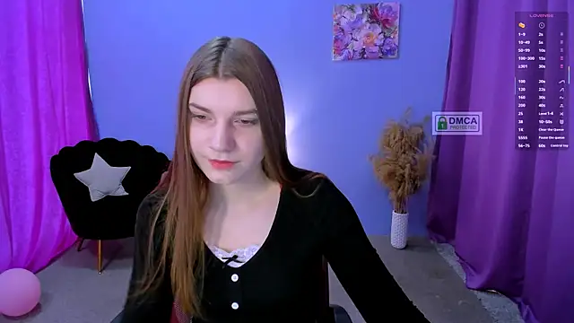 Snapshot of pure_radiance1 chatting on February 12, 9:42 am pure radiance1 online show from February 12, 9:42 am