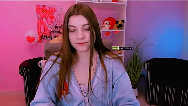 Snapshot of pure_radiance1 chatting on March 3, 9:44 am pure radiance1 online show from March 3, 9:44 am