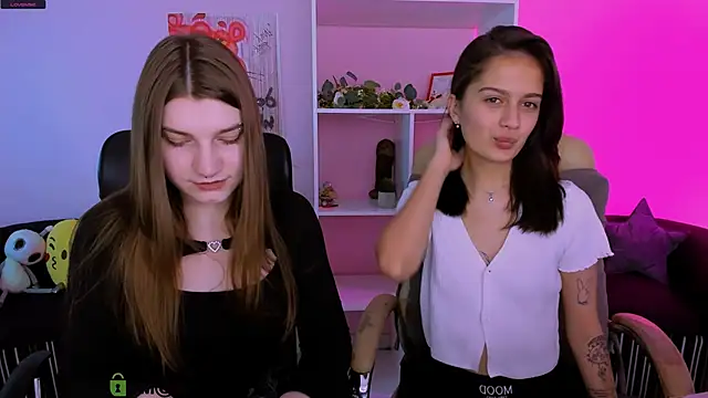 Snapshot of pure_radiance1 chatting on October 2, 12:45 pm pure radiance1 online show from October 2, 12:45 pm