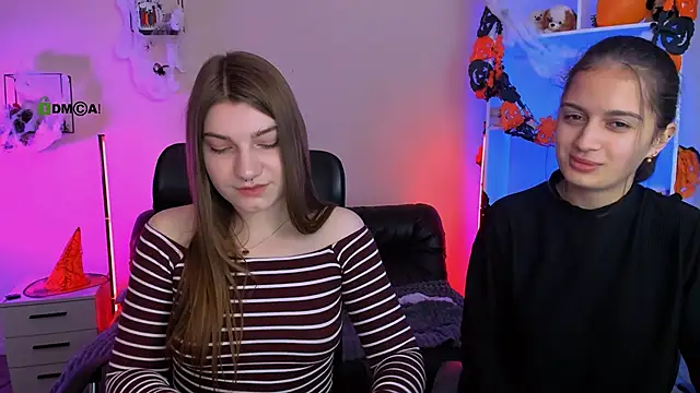 Snapshot of pure_radiance1 chatting on November 3, 10:05 am pure radiance1 online show from November 3, 10:05 am