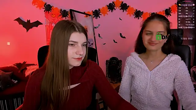 pure radiance1 online show from November 4, 9:52 am