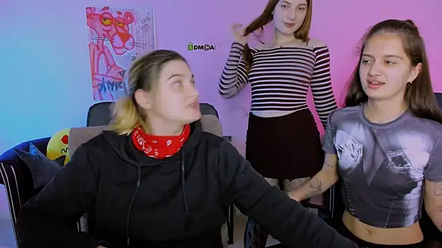 pure radiance1 online show from November 29, 10:18 am