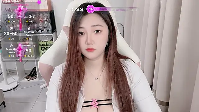 Stars Elyn online show from October 13, 11:54 am