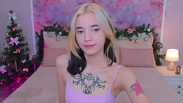 as1an girlfriend online show from December 29, 1:49 pm