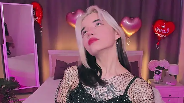 as1an girlfriend online show from February 23, 3:45 am