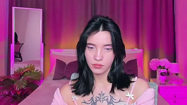 as1an girlfriend online show from March 14, 3:04 am