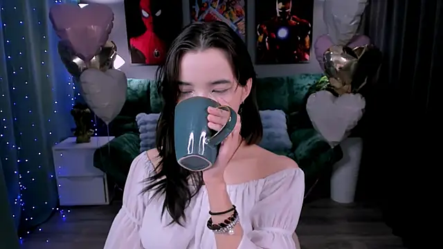 as1an girlfriend online show from March 6, 2:41 am