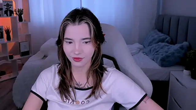 as1an girlfriend online show from July 2, 3:34 am